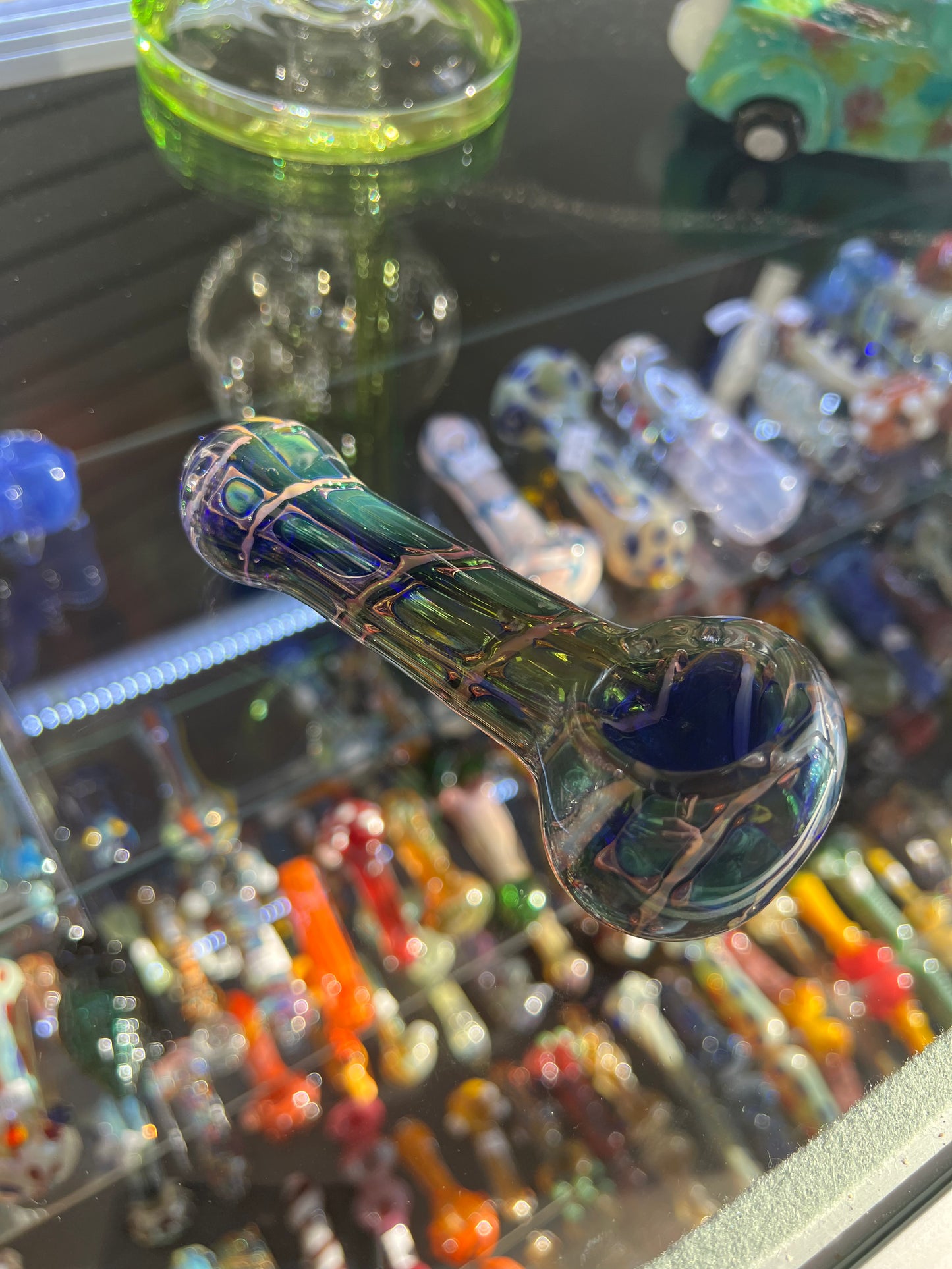 IRIDESCENT HAND PIPE